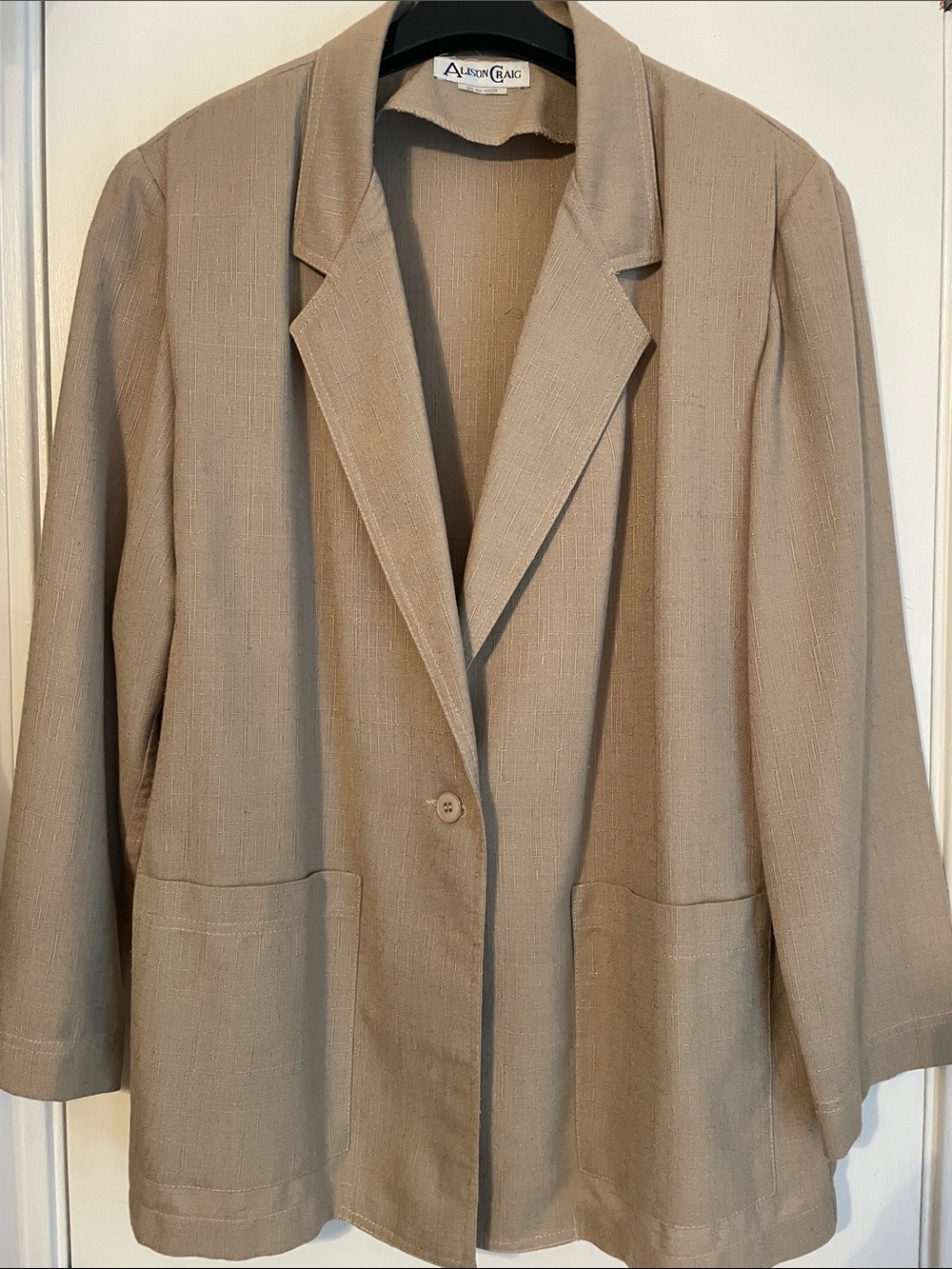Vintage Alison Craig Women's Tan Single-Button Blazer